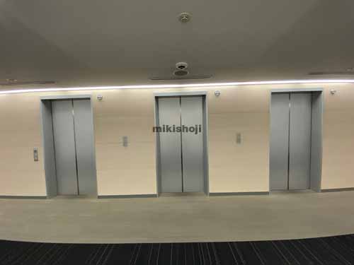 野村不動産御堂筋本町ビル エレベーターホール5