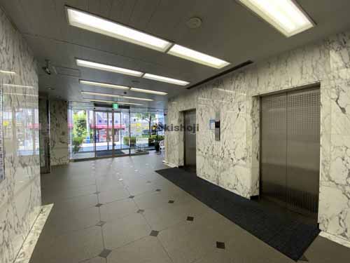 瓦町中央ビル エントランス1