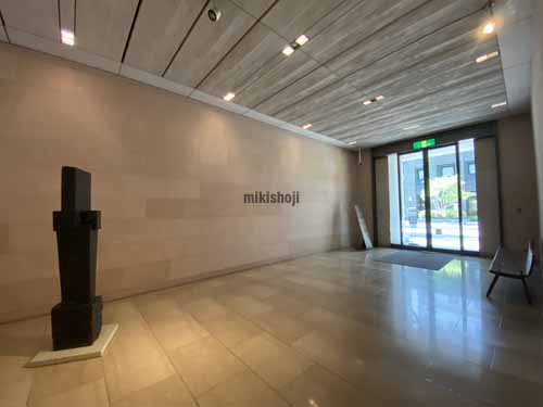 淀屋橋戸田ビル エントランス3