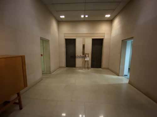 淀屋橋戸田ビル エントランス5