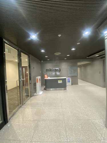 小寺プラザ エントランス9