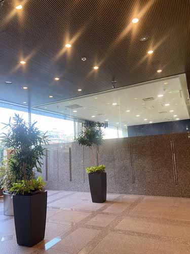 島ビル エントランス4