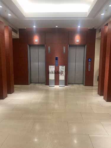 オリックス淀屋橋ビル エントランス2