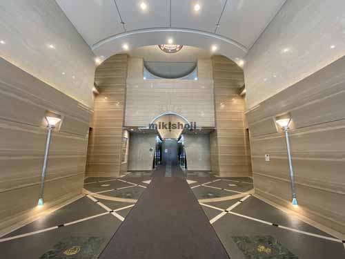 ＪＲＥ堺筋本町ビル エントランス1