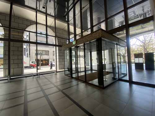 御堂筋グランタワー エントランス4