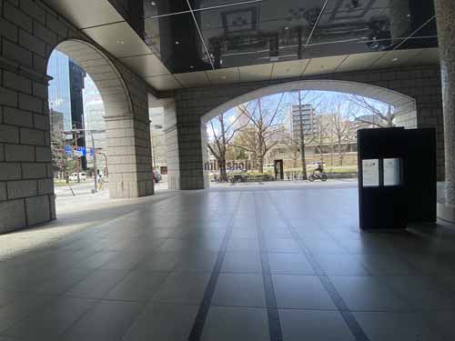 御堂筋グランタワー エントランス8