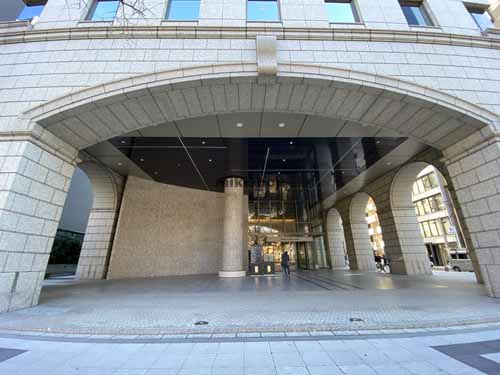 御堂筋グランタワー エントランス17