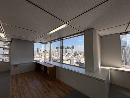 御堂筋グランタワー 貸室内6