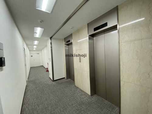 辰野本町ビル エレベーターホール1
