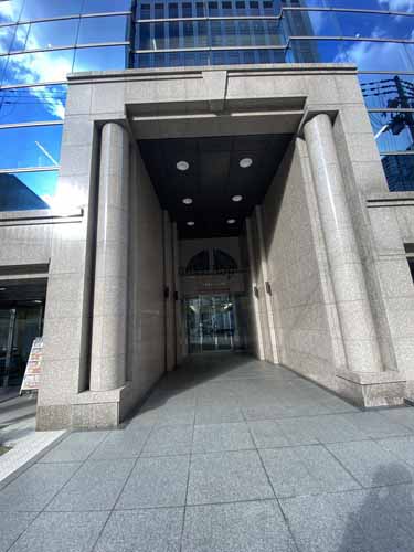 近鉄淀屋橋ビル エントランス1