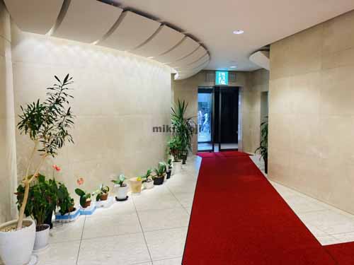 瓦町～久太郎町のカネセ中央ビル エントランス4