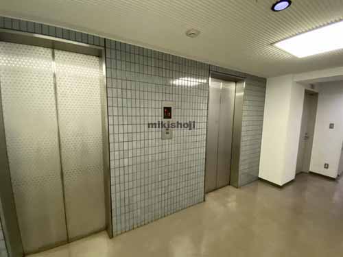 南星瓦町ビル エレベーターホール1