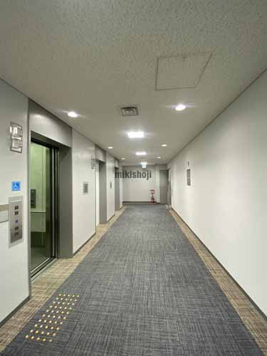 明治安田生命肥後橋ビル エレベーターホール2