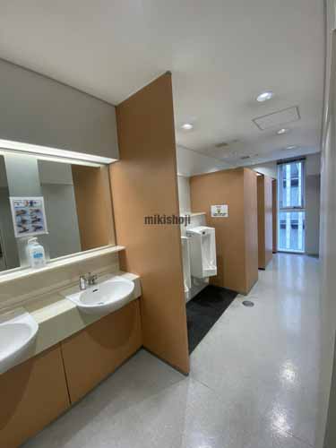 明治安田生命肥後橋ビル 水回り1