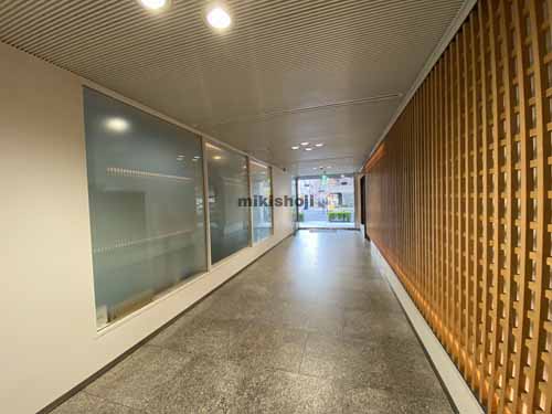 西区他の四ツ橋グランドビル エントランス3