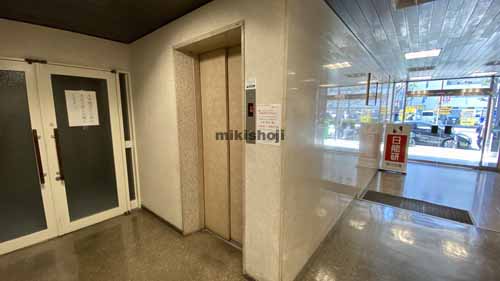 大幸ビル エントランス4