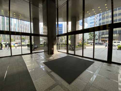 信濃橋三井ビル エントランス5