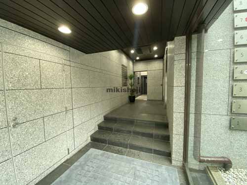 ダイタイビル エントランス3