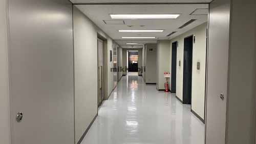 大阪四ツ橋新町ビル エレベーターホール1