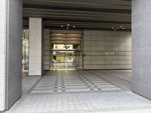 なにわ筋ＳＩＡビル エントランス1