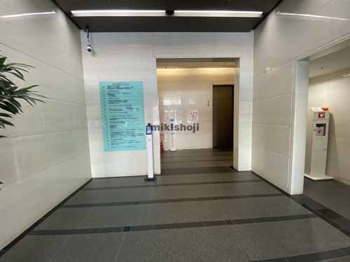 なにわ筋ＳＩＡビル エントランス6