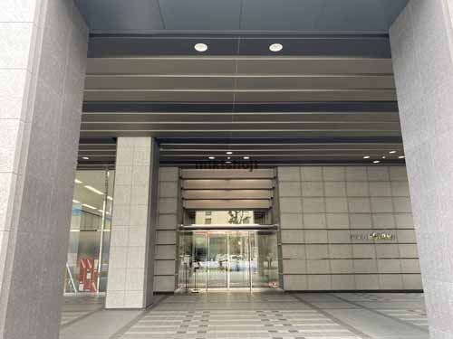 なにわ筋ＳＩＡビル エントランス11