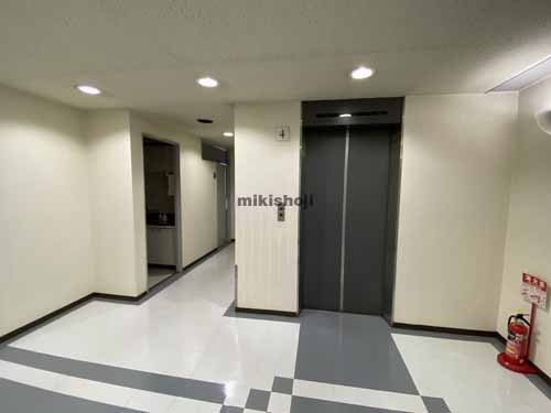 本町平成ビル エレベーターホール2