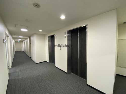 肥後橋渡辺ビル エレベーターホール3