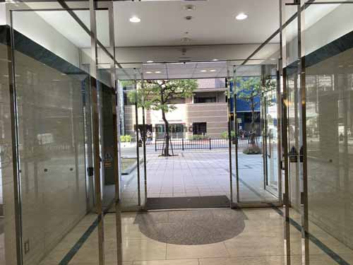 三共本町ビル エントランス5