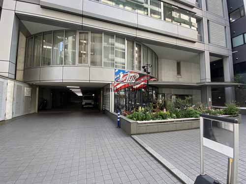 西区他の久我ビルヂィング南館 エントランス3