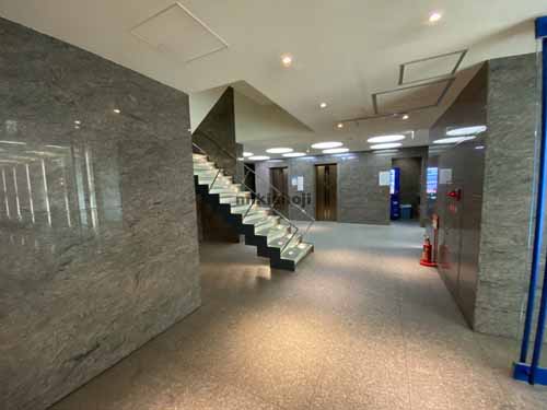 ＧＡＴＯ三休橋ビル エントランス6