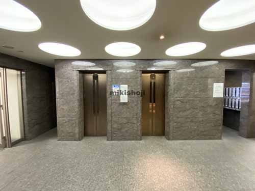 ＧＡＴＯ三休橋ビル エントランス8