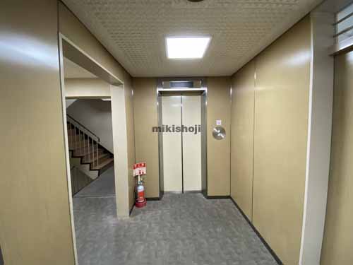 新東和ビルＡ棟 エレベーターホール4
