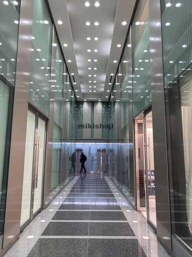 御堂筋ビルディング エントランス3