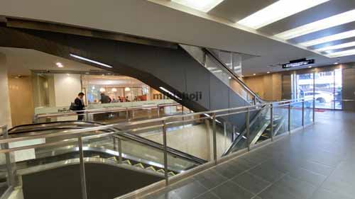 近鉄難波ビル エントランス2