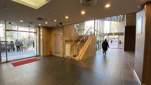 近鉄難波ビル エントランス4