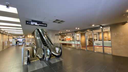 近鉄難波ビル エントランス5