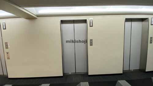 近鉄難波ビル エレベーターホール1