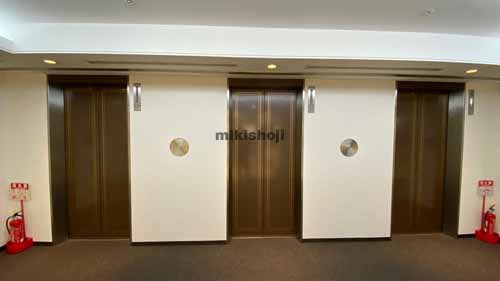 心斎橋東急ビル エレベーターホール1