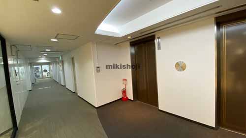 心斎橋東急ビル エレベーターホール2