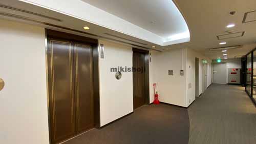心斎橋東急ビル エレベーターホール3