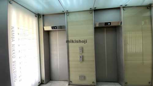 心斎橋・島之内の難波日興ビル エレベーターホール2