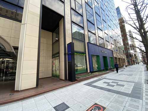 銀泉心斎橋ビル エントランス1