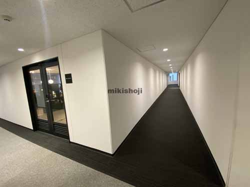 御堂筋ジュンアシダビル エレベーターホール1