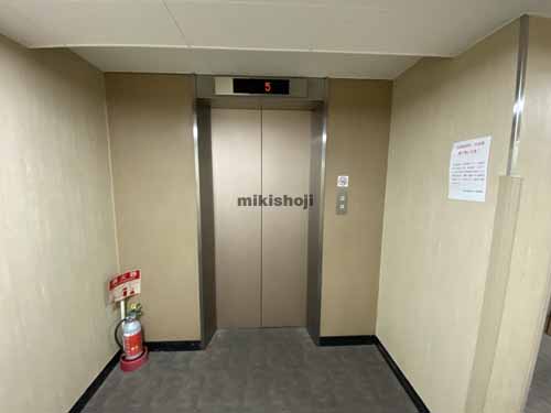 新東和ビルＢ棟 エレベーターホール2