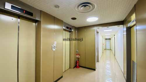 東泉ビル エレベーターホール3