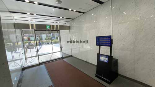 ニッセイ心斎橋ウェスト エントランス5
