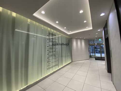 心斎橋フロントビル エントランス2