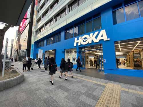 心斎橋フロントビル エントランス6