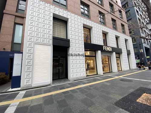 御堂筋ミナミビル エントランス3